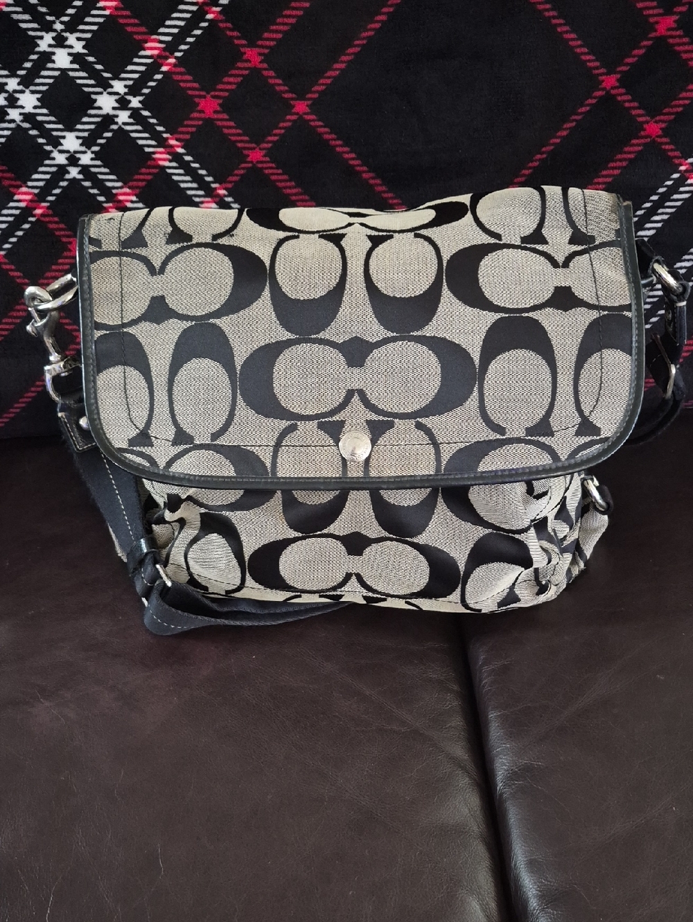 Coach Messanger Bag - Picture 3 of 15